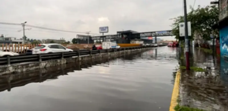 Lluvias intensas e inundaciones afectan el oriente del Valle de México