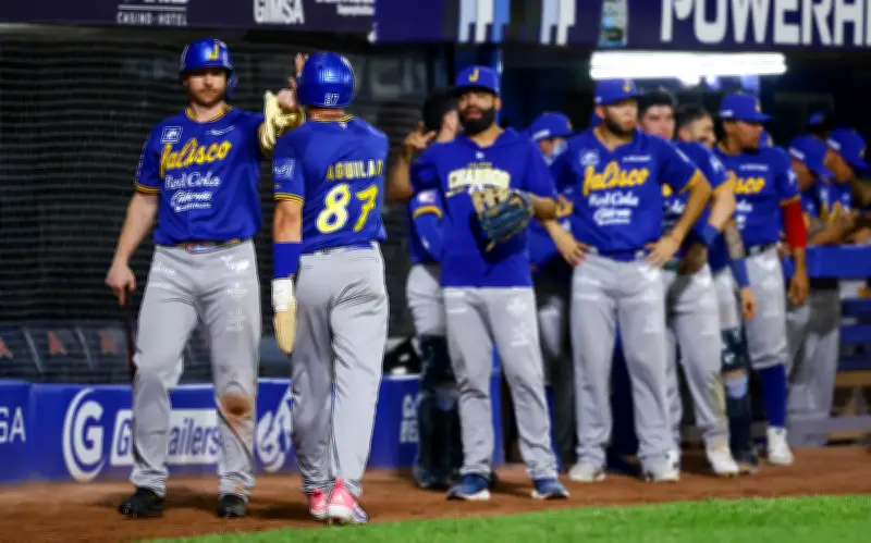 LMB sanciona a Charros y Acereros tras pelea en juego