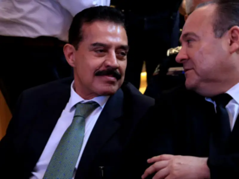 Lomeli asegura tener expediente limpio y visa para ingresar a EE.UU.