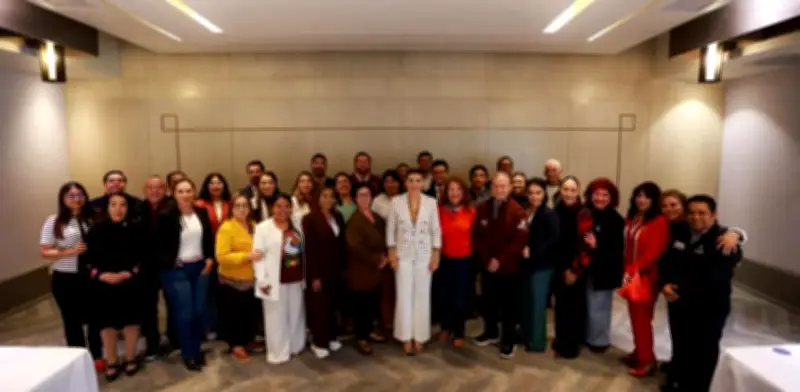 Marina del Pilar refuerza unidad con alcaldes y legisladores en BC
