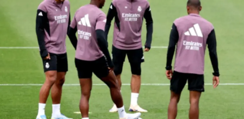 Mbappé, la gran duda del Real Madrid para el Clásico ante Barcelona