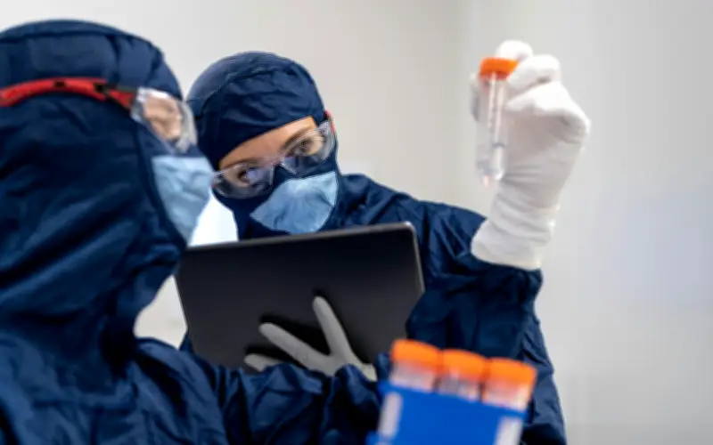 Monitoreo a 41 personas por hantavirus en EE. UU. tras brote en crucero