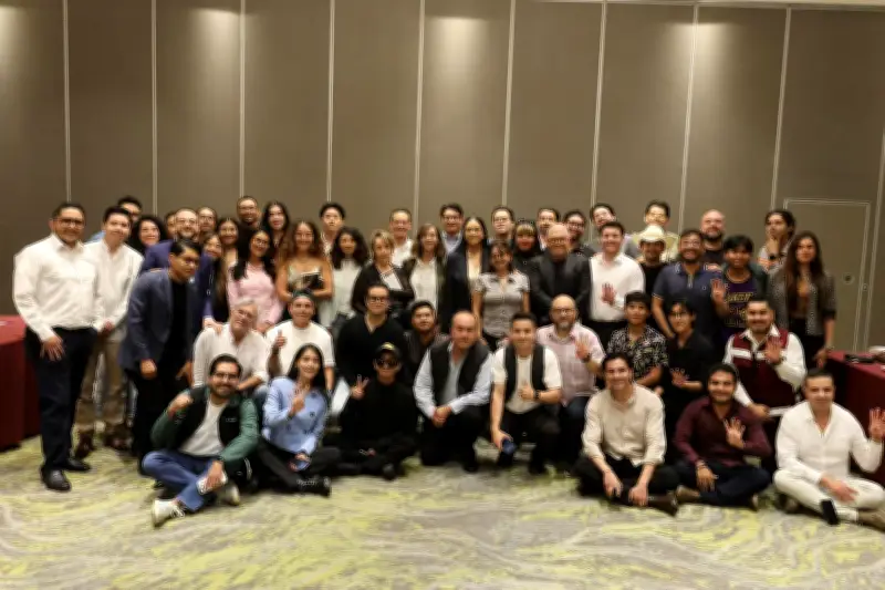 Montiel reúne a 50 creadores pro 4T previo a conferencias semanales