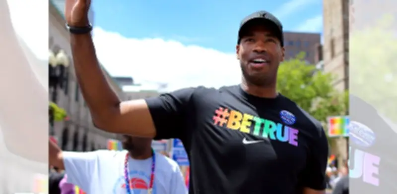 Muere Jason Collins, pionero gay en la NBA, a los 47 años