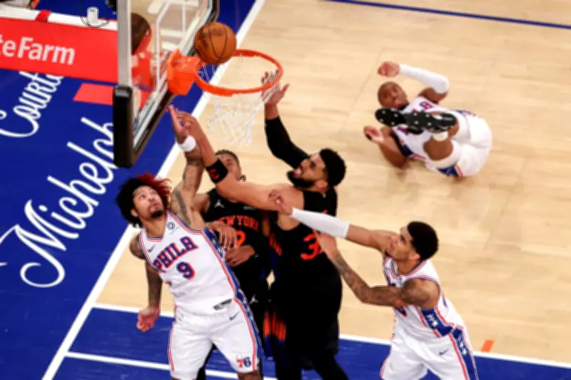 NBA: Knicks vencen 108-102 a 76ers y toman ventaja 2-0 en la serie