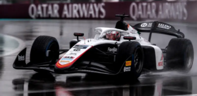 Noel León brilla en Miami y se mantiene en la pelea de F2