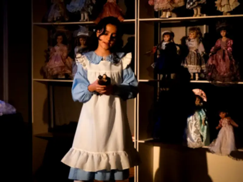 Obra 'El mundo secreto de las muñecas' llega a la Alianza Francesa