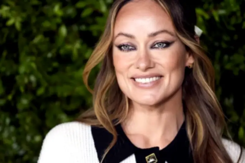 Olivia Wilde bromea sobre su aspecto en entrevista