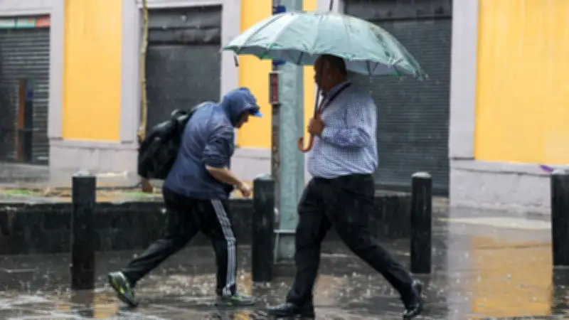 Onda Tropical 1 provocará lluvias intensas en México este jueves