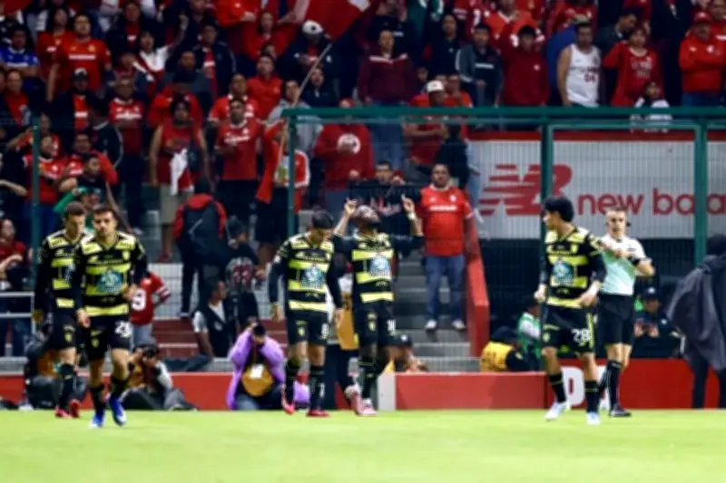 Pachuca pone contra las cuerdas al bicampeón Toluca
