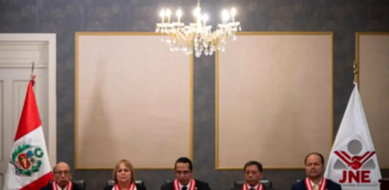 Perú: Keiko Fujimori y Roberto Sánchez se enfrentarán en segunda vuelta