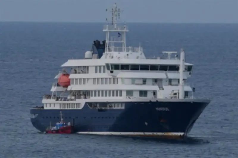 Pide Rusia aislar a viajeros del crucero MV Hondius por COVID