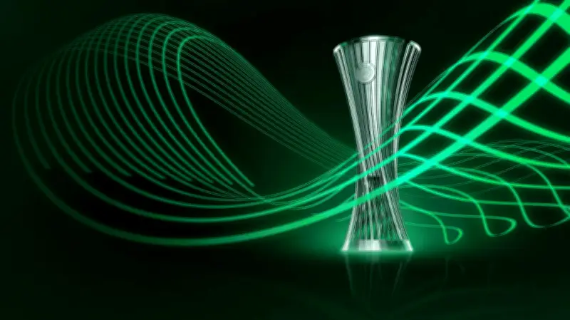 ¿Por qué la final de Conference League se juega antes que la de Europa League?