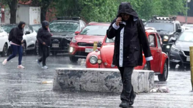 Pronóstico: Chubascos y lluvias fuertes en CDMX y Edomex este miércoles