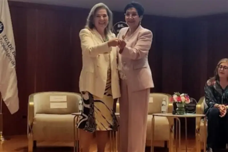 Reconocen trayectoria de mexicanas destacadas en ceremonia especial
