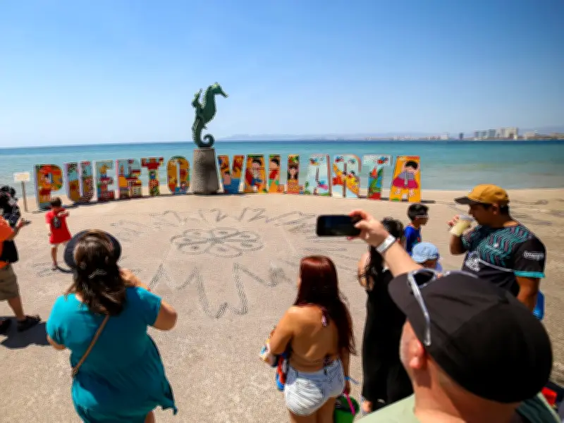 Refuerzan promoción turística de Puerto Vallarta con agenda conjunta