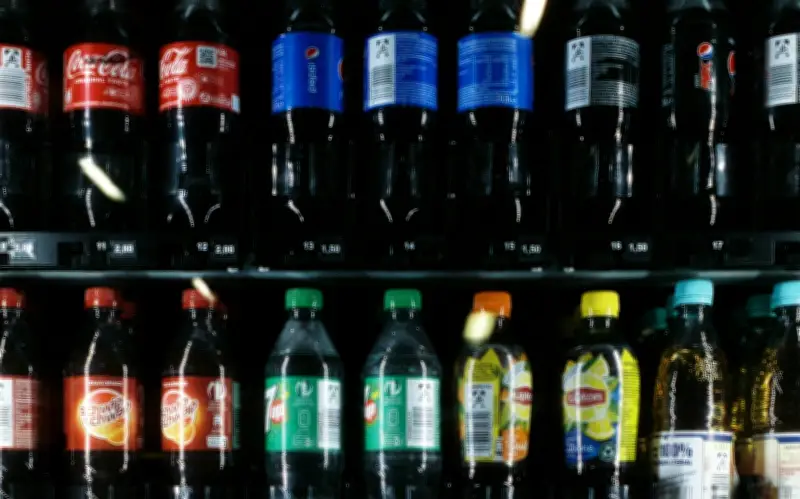 Riesgos del refresco light: daño cerebral por edulcorantes
