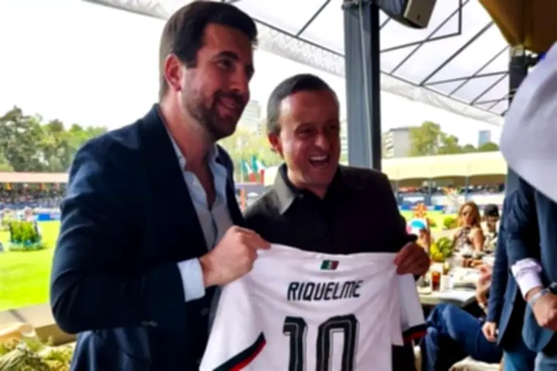 Riquelme buscaría la presidencia del Real Madrid