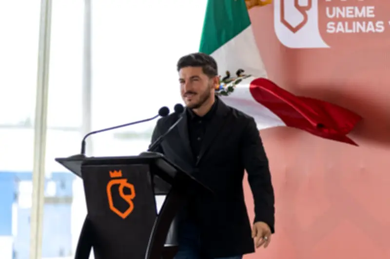 Samuel García propone fin de ciclo escolar el 19 de junio en NL