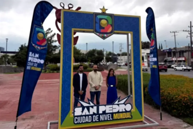 San Pedro inaugura 9 nuevos marcos mundialistas