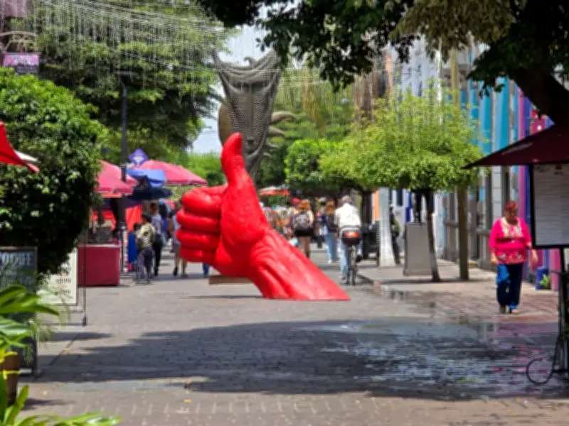San Pedro Tlaquepaque inaugura exposición escultórica al aire libre
