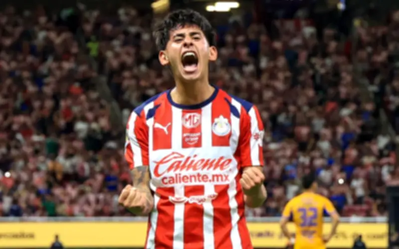 Santiago Sandoval: de fuerzas básicas a héroe de Chivas con Milito