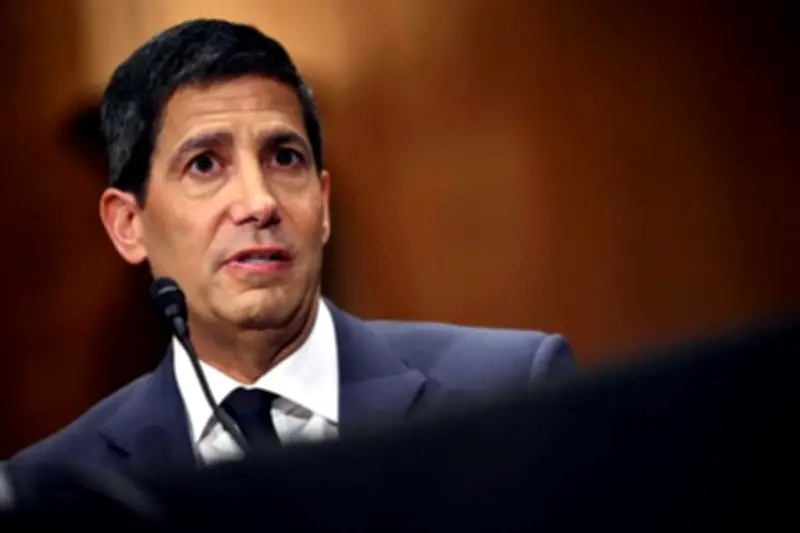 Senado de EU aprueba a Kevin Warsh como presidente de la Fed