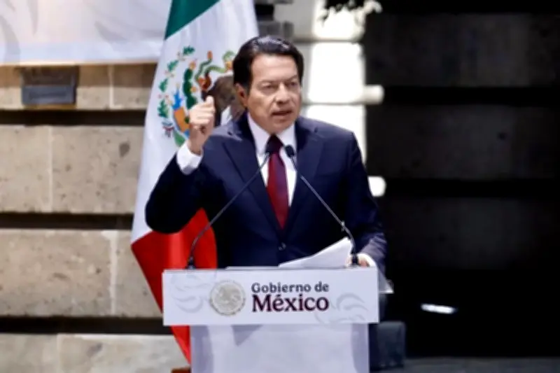 SEP anuncia aumento salarial del 9% para maestros