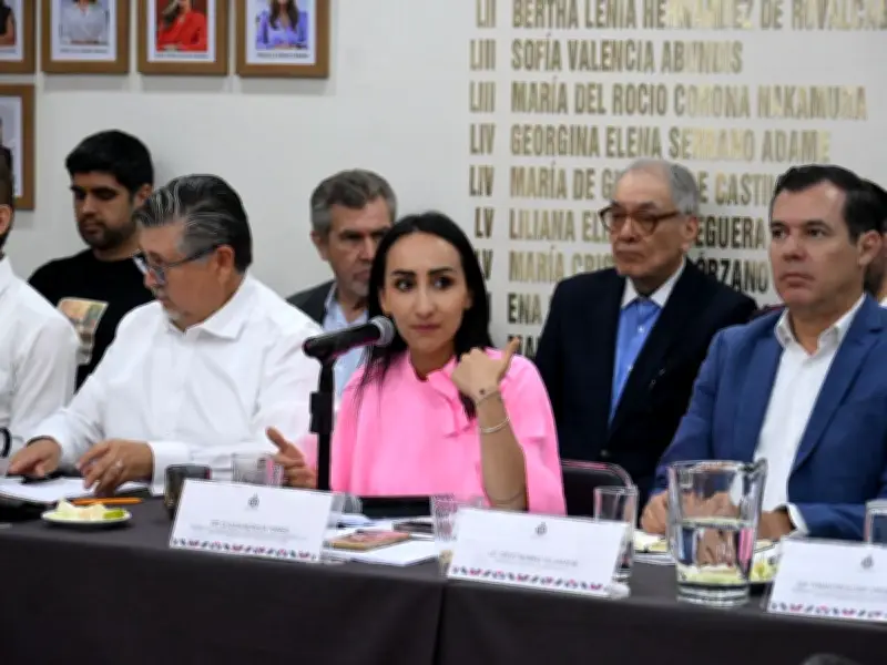 Setran promete que 100% de camiones operarán a fin de año en Jalisco