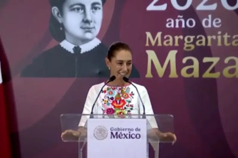 Sheinbaum felicita a madres migrantes por el 10 de mayo