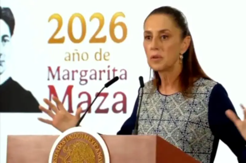 Sheinbaum presume aumento salarial y bases para maestros