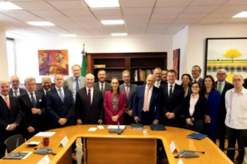 Sheinbaum se reúne con CCE; hay buenas perspectivas económicas
