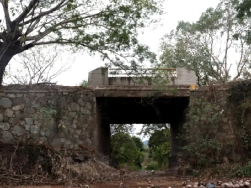 SICT Jalisco inicia demolición del Puente Arroyo Seco para nueva estructura