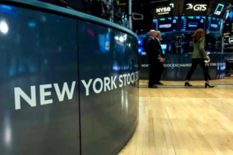 S&P 500 y Nasdaq operan en nuevos máximos históricos