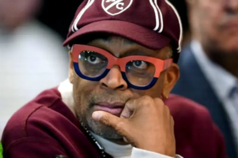 Spike Lee defiende su película sobre Michael Jackson
