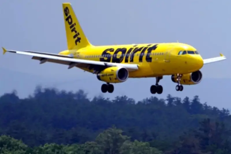 Spirit Airlines anuncia cierre gradual y cancelación de vuelos