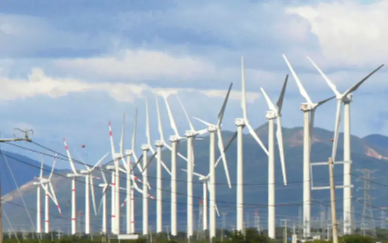 STPRM respalda estrategia energética de Sheinbaum y pide reconversión laboral