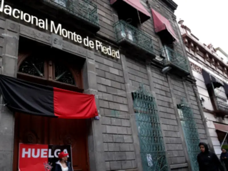 STPS propone salida democrática a huelga en Monte de Piedad