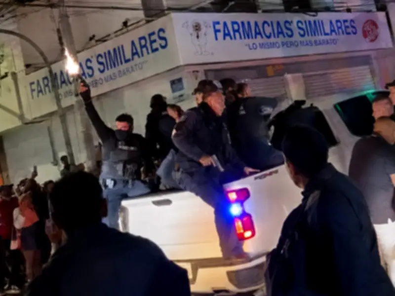 Suspenden a policías por disparos al aire en fiestas de El Salto