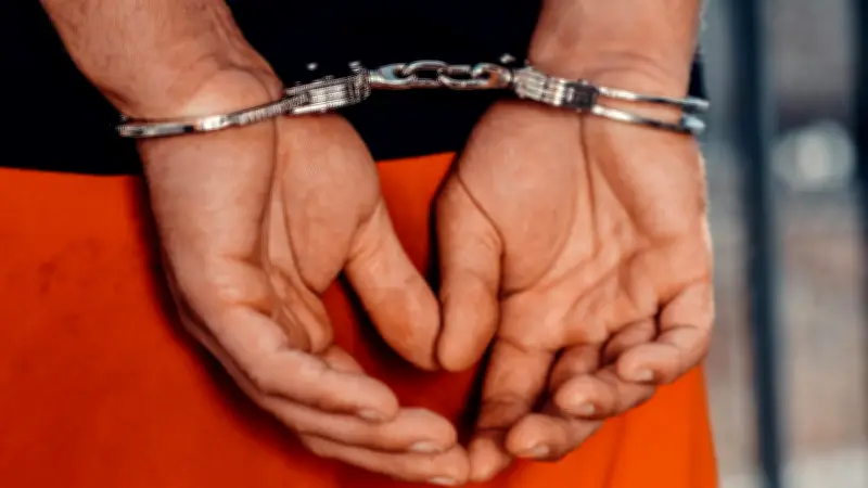 Susto en Morelos: estudiante armado dispara en secundaria; detenido