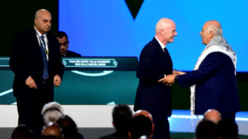 Tensión en congreso FIFA: Palestina e Israel se niegan a saludarse