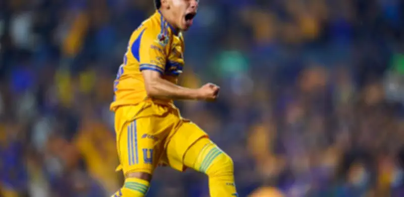 Tigres exhibe a Chivas y se impone 3-1 en la ida de liguilla