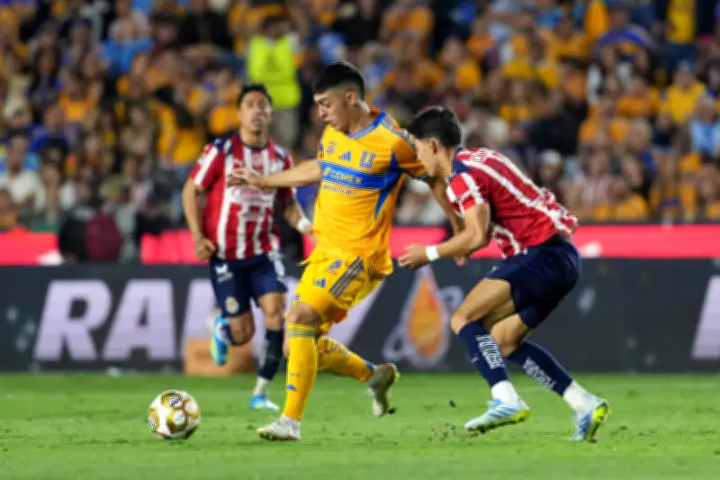 Tigres pone contra las cuerdas a Chivas en el Volcán; caen 3-1