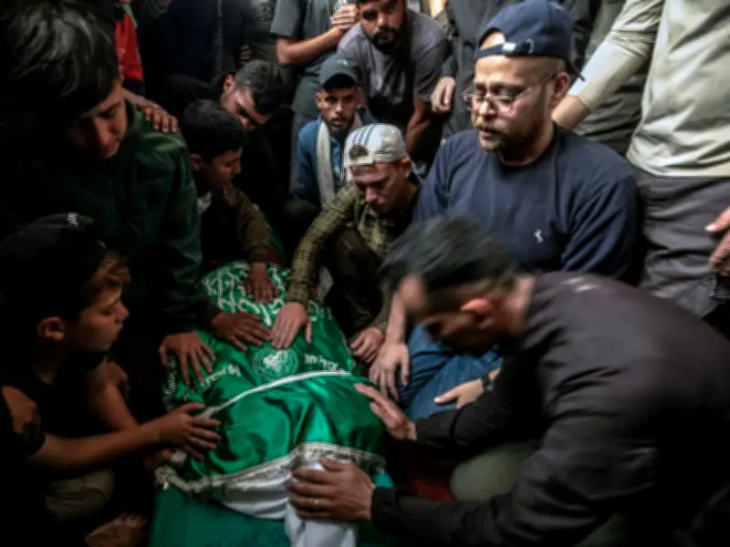 Tregua frágil en Gaza: Israel condiciona reconstrucción al desarme de Hamás