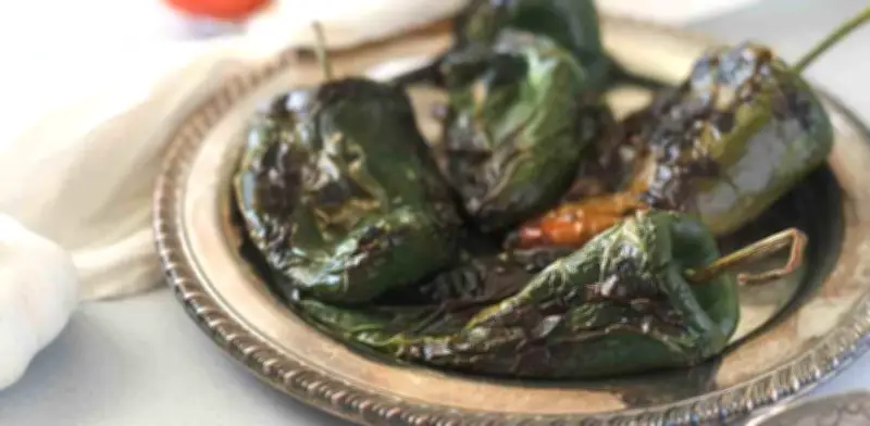 Trucos para limpiar chiles poblanos: guía fácil y sin ardor