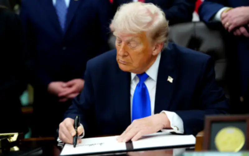 Trump firma ley que reactiva Seguridad Nacional sin agencias migratorias
