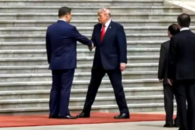 Trump llega a Beijing para reunión con Xi Jinping