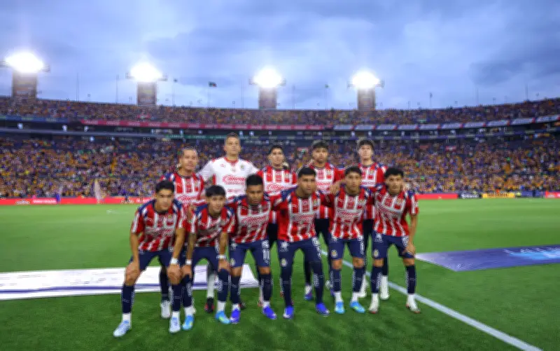 Tuca Ferretti critica inequidad con Chivas por permiso a Vega y Gallardo