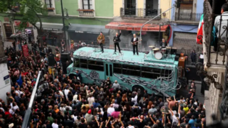 U2 graba videoclip en el Centro Histórico de CDMX y sorprende a fans