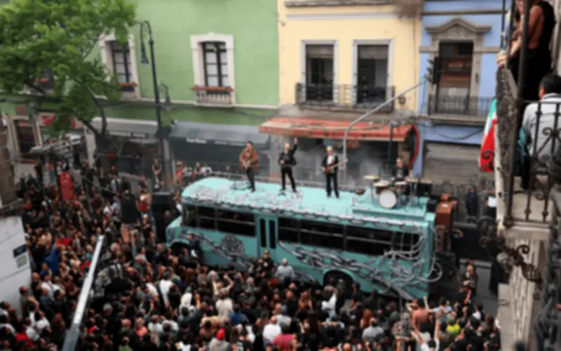 U2 sorprende en CDMX: graba videoclip en el Centro Histórico